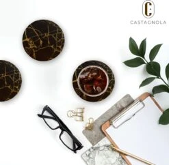 Castagnola Kunstlederen Onderzetters Met Houder – Onderzetters Voor Glazen – Onderzetters Design – Onderzettersset – Drink Onderzetters – Kunstleer – Leren Onderzetters – Set Van 16 – Zwart/Goud -Tefal Keuken Verkoopwinkel 1200x1177