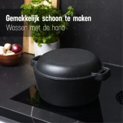Daumonet Ducasse Gietijzeren Double Use Braadpan - Combi Sudderpan Zwart - 2-in-1 Bak- En Braadpan - PFAS & PFOA Vrij - Rond - Ø 26 Cm - 4,4 Liter - Emaille - Alle Warmtebronnen - Elektrisch - Gas - Halogeen - Inductie - Keramisch -Tefal Keuken Verkoopwinkel 1200x1200 737