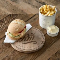 Riviera Maison Serveerplank Rond Hout Voor Hamburger - Amsterdam Burger Bar Serving Board - Bruin - Mangohout - 1 Stuk -Tefal Keuken Verkoopwinkel 1200x1200 883