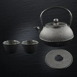 SakuraTea - Theepot Set - 4-delig - Gietijzer - Zwart - 0.8L - 2 Kopjes (100ml) -Tefal Keuken Verkoopwinkel 1200x1200 944
