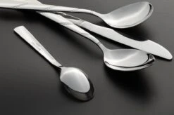 Swiss Pro+ Bestekset In Koffer-72 Delig-12 Persoons-Zwitsers Kwaliteit-Complete Set-100% Roestvrijstaal-Modern -Tefal Keuken Verkoopwinkel 1200x799 2