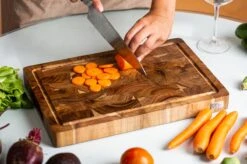 VDN Professionele Snijplank Acacia Hout Met Sapgeul En Handvatten – Hakblok 26x38x3.5 Cm -Tefal Keuken Verkoopwinkel 1200x799 62