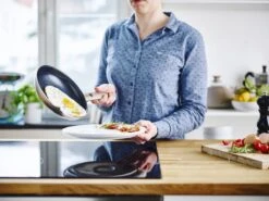 GreenPan Cambridge Hapjespan Met Deksel 28cm - Brons - Inductie - PFAS-vrij -Tefal Keuken Verkoopwinkel 1200x899 6