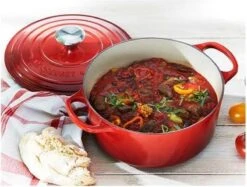 Le Creuset Signature Braadpan - 4,2 L - 24 Cm - Kersenrood -Tefal Keuken Verkoopwinkel 1200x909 2