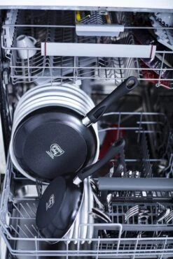 GreenChef Diamond Koekenpan 20cm - Zwart - Inductie - PFAS-vrij 17 GreenChef Diamond Koekenpan 20cm - Zwart - Inductie - PFAS-vrij -Tefal Keuken Verkoopwinkel 800x1200 17