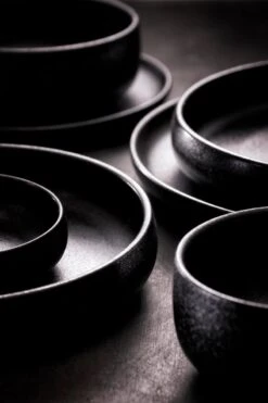 Maastricht Porselein Serviesset Universe Porselein 6-persoons 24-delig Zwart 22 Maastricht Porselein Serviesset Universe Porselein 6-persoons 24-delig Zwart -Tefal Keuken Verkoopwinkel 800x1200 26